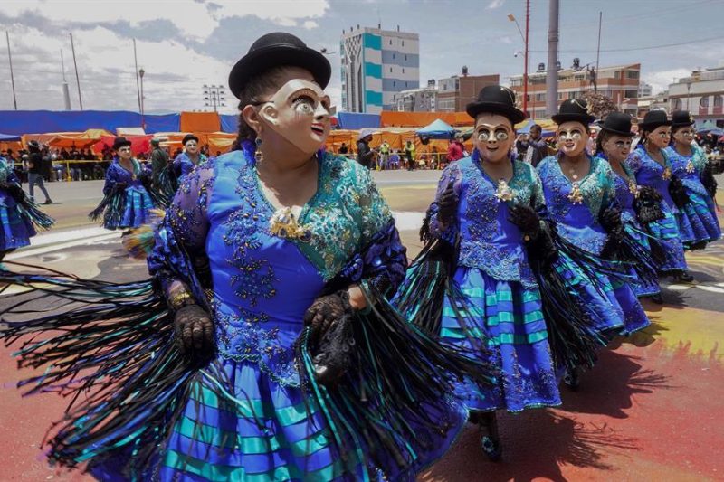 Una campaña contra la violencia machista en el carnaval de Bolivia