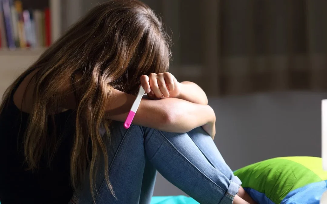 Mujer. Embarazo, duro golpe socioeconómico en las adolescentes